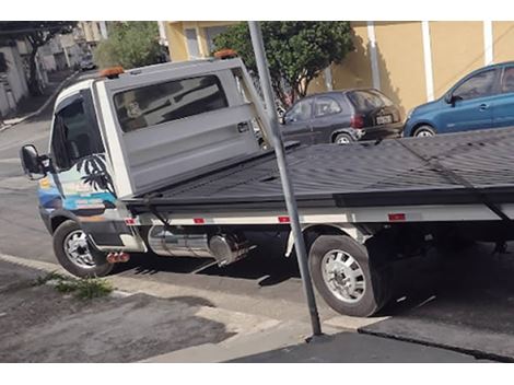 Guincho 24 Horas na Avenida João Dias