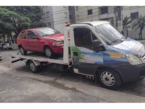 Guincho de Carro no Jardim Liberdade