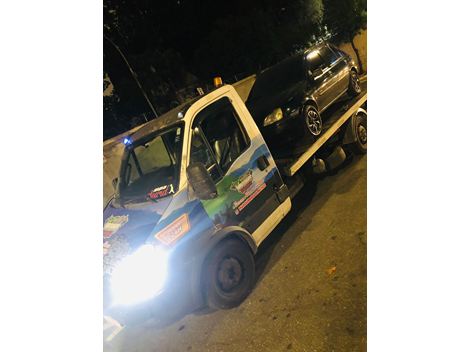 Serviço de guincho em Itapecerica da Serra 