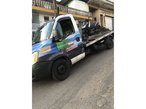 Guincho em Embu das Artes 